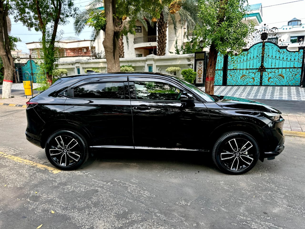 Vezel 2021 /24
