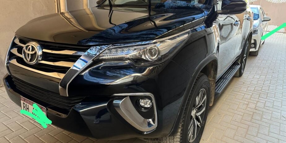 Fortuner V 2019