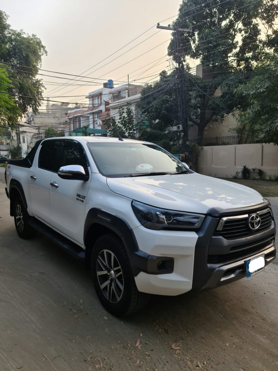 Toyota Revo 2019