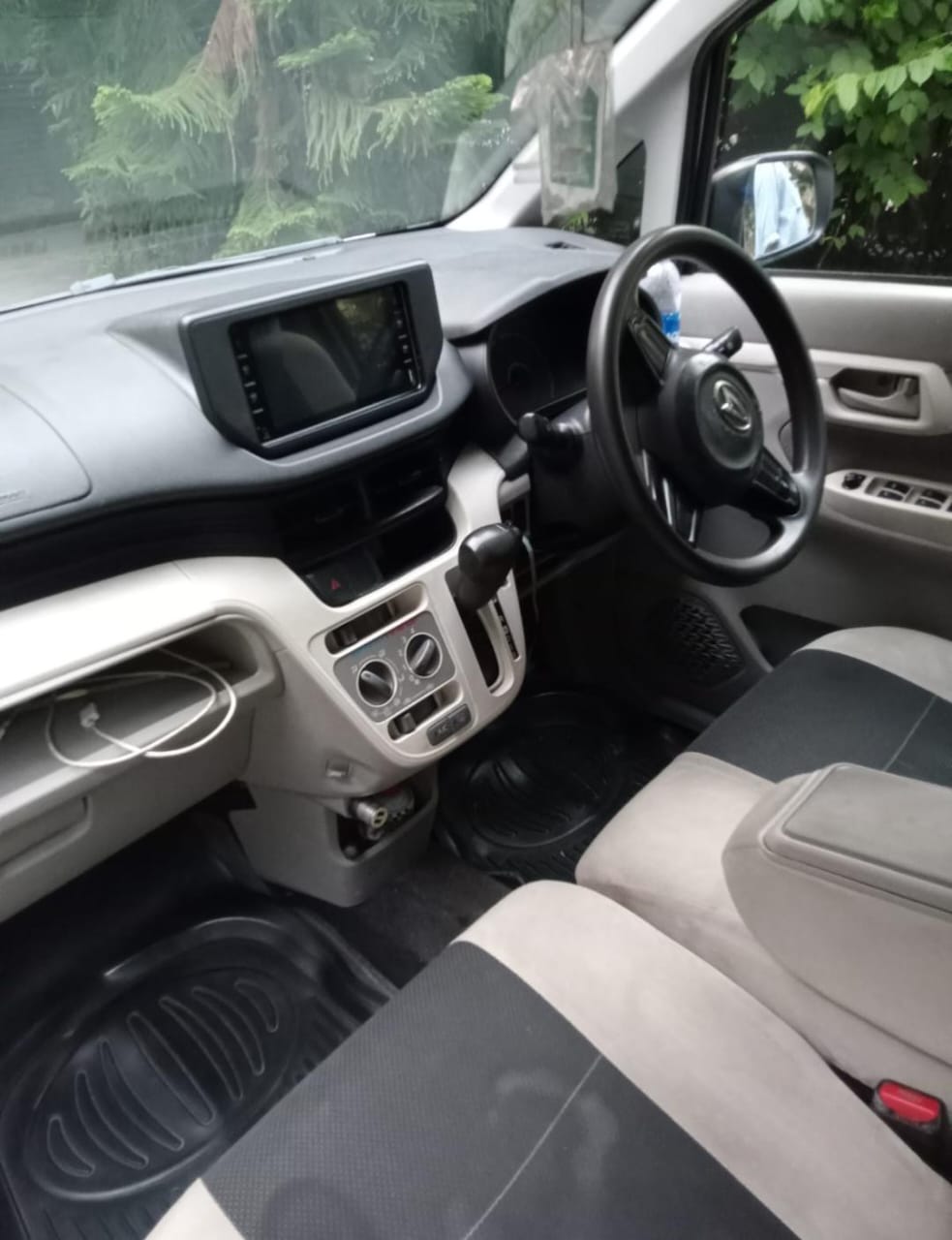 Daihatsu move 2015/16