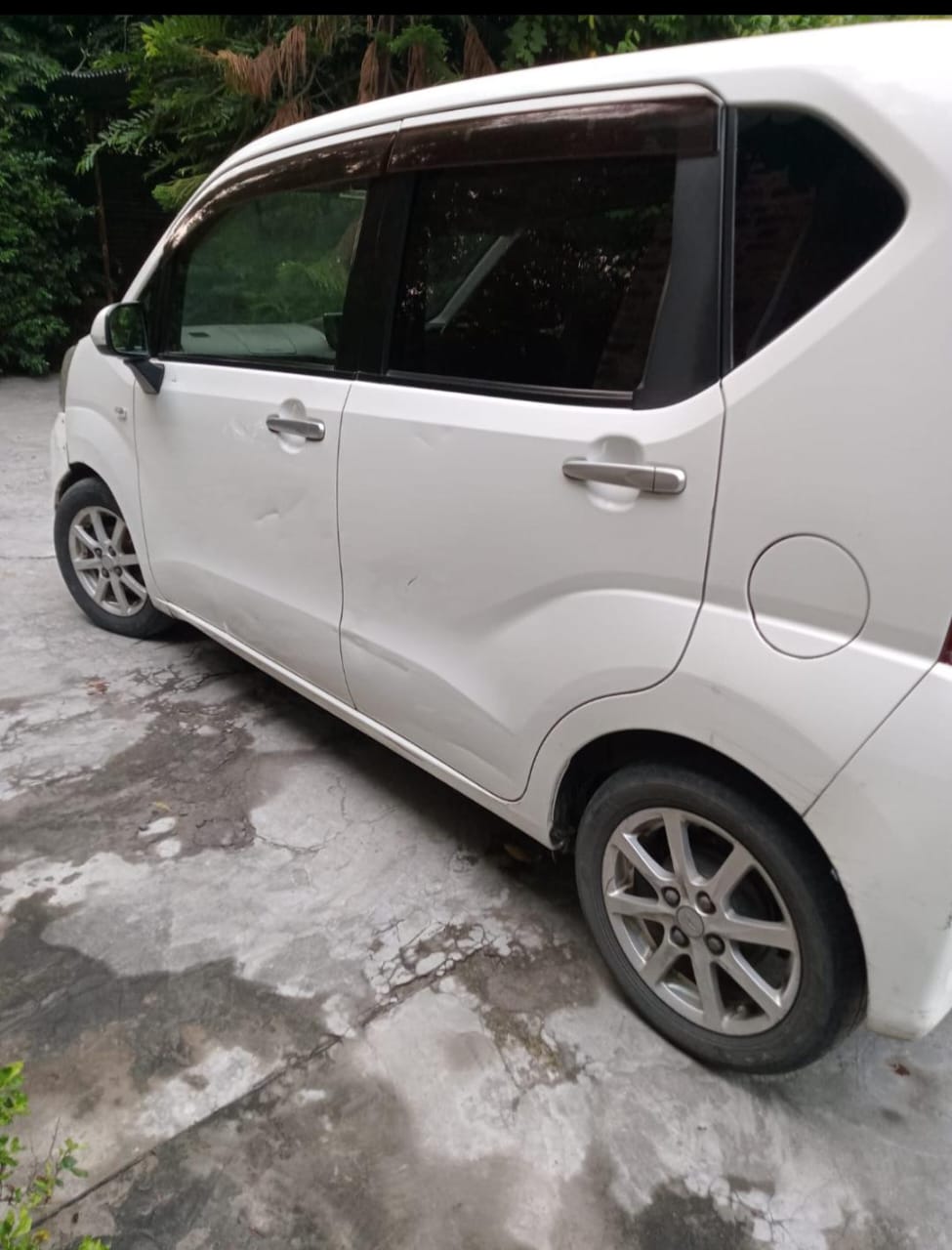 Daihatsu move 2015/16