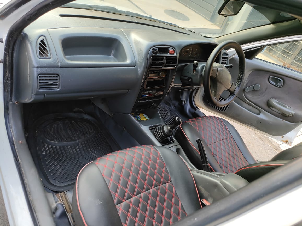 Suzuki baleno 2000