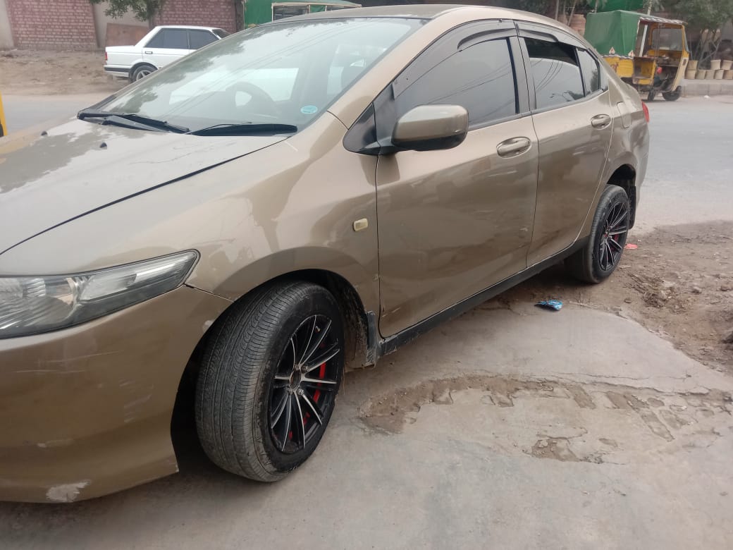 Honda city 2011