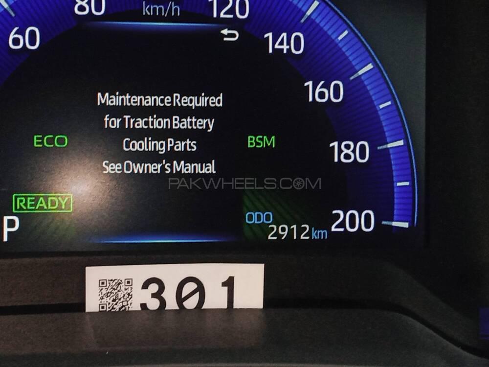 Toyota cross 2024 hybrid