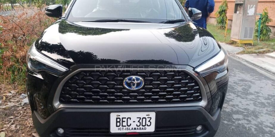 Toyota cross 2024 hybrid