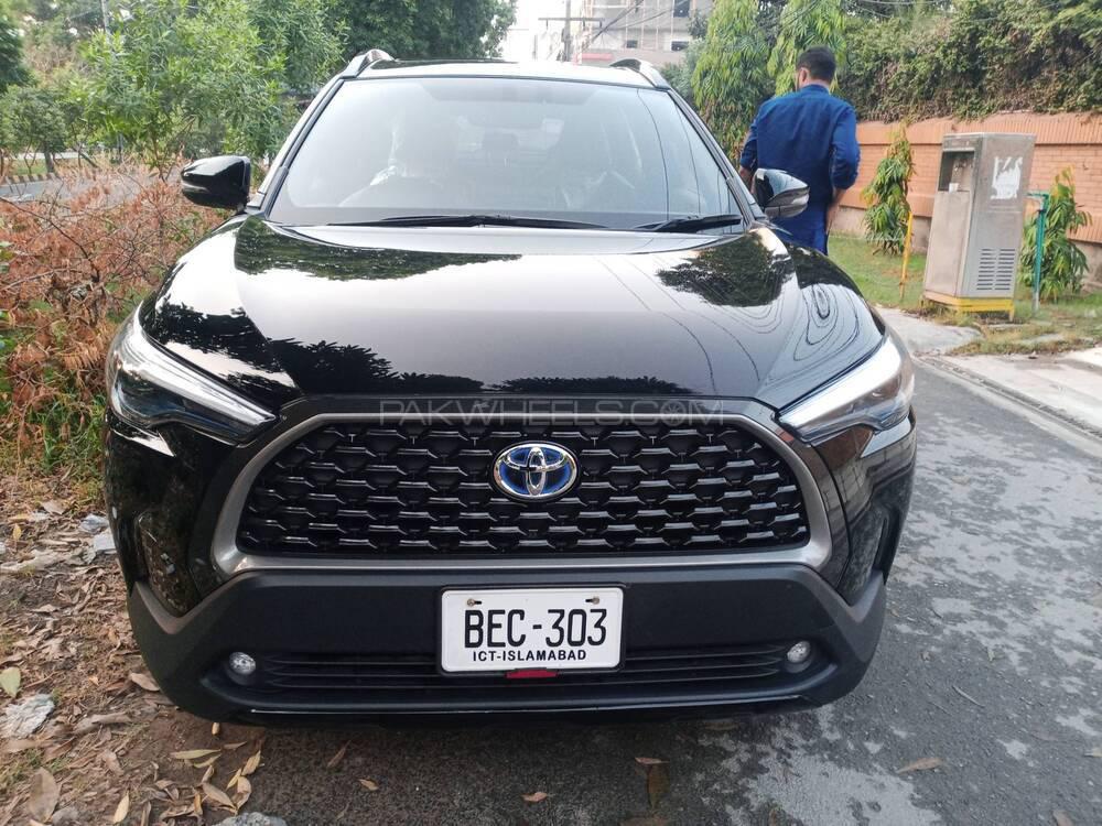 Toyota cross 2024 hybrid