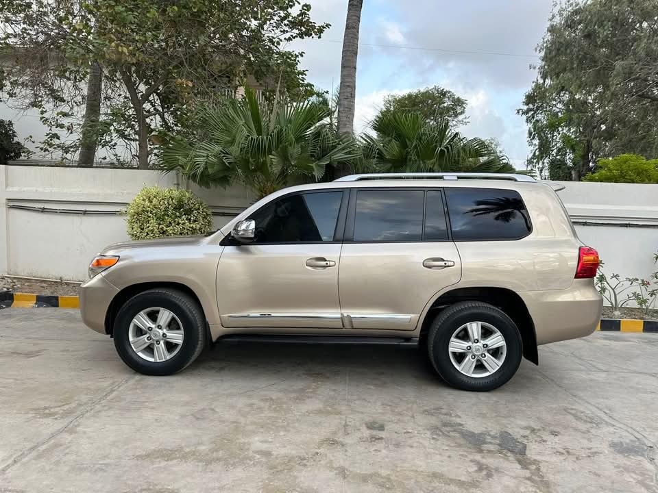 Toyota Land cruiser AGS 2014/14