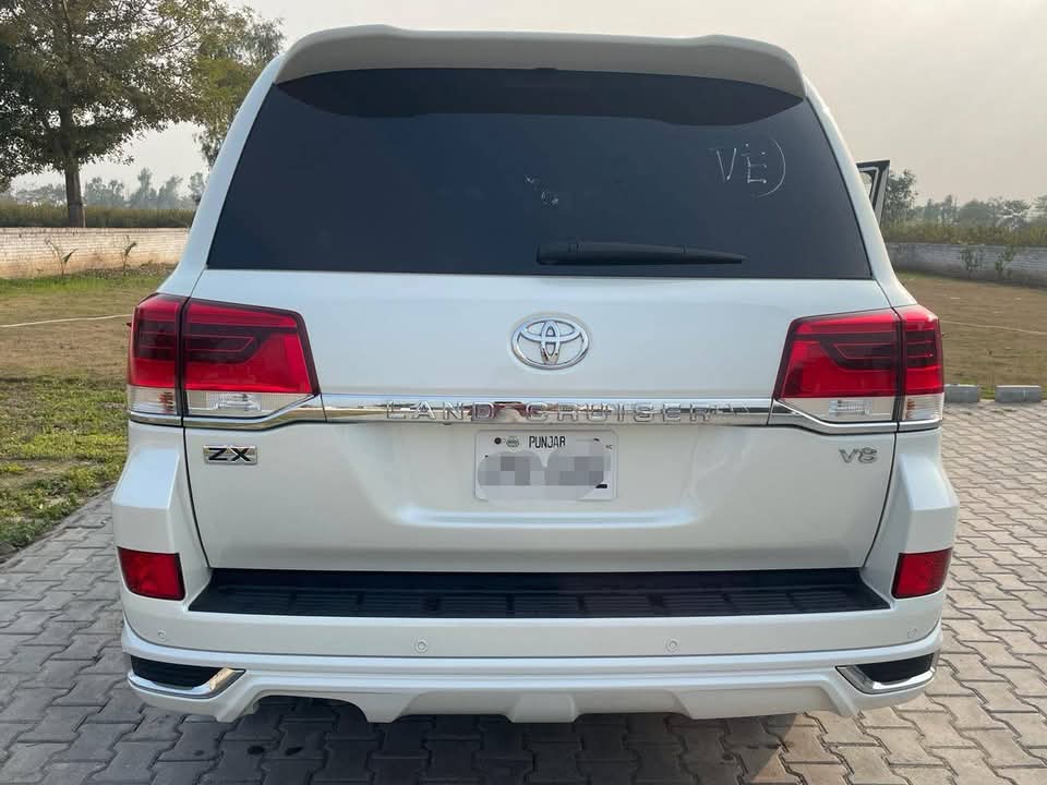 Toyota LC AX 2016/22