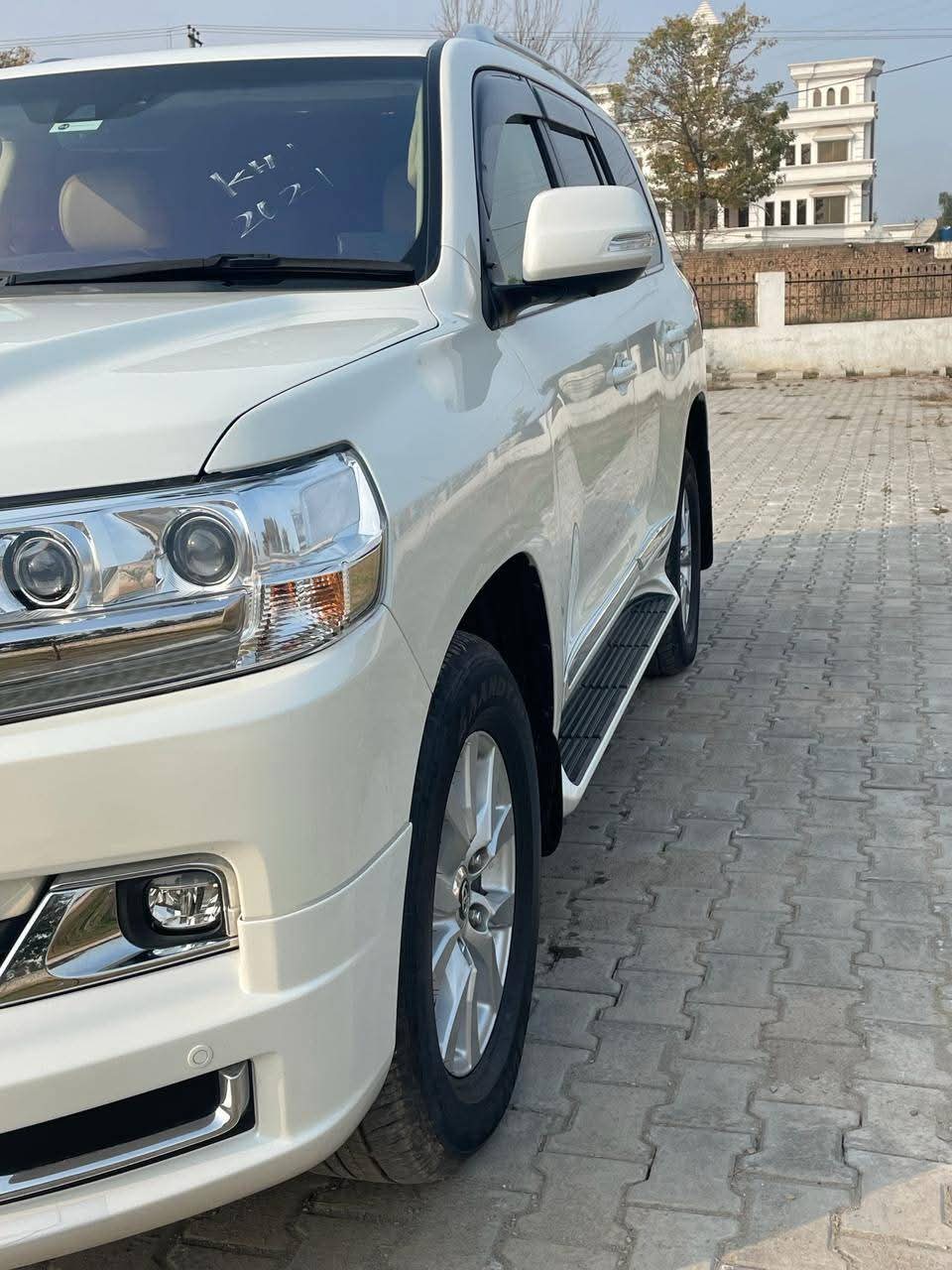 Toyota LC AX 2016/22