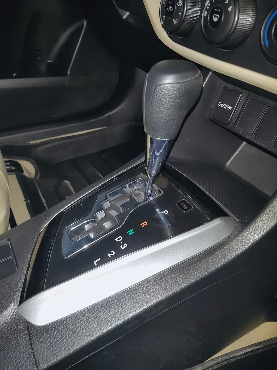 Tayota Gli auto 2020