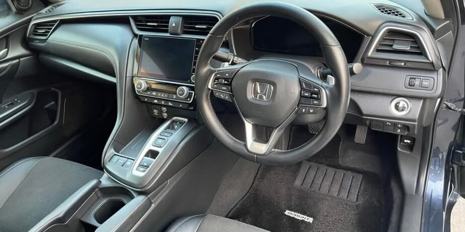 Honda inside ZE4 2019
