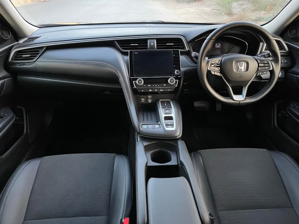 Honda inside ZE4 2019