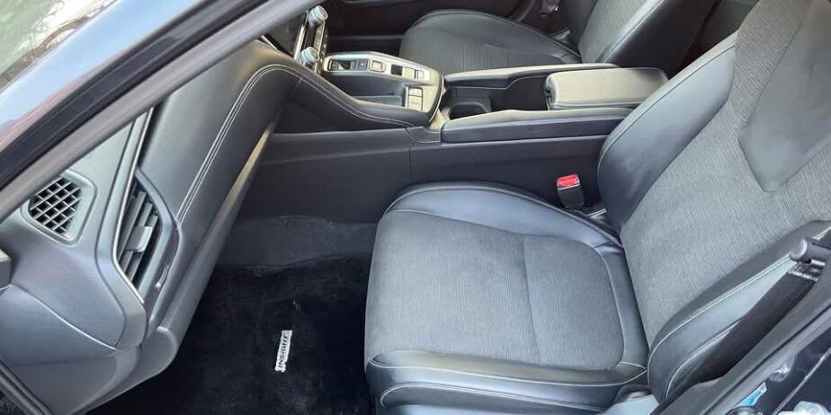 Honda inside ZE4 2019