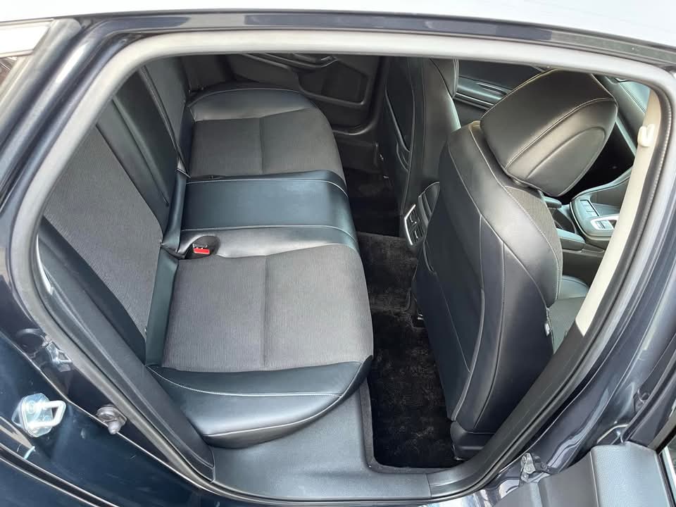 Honda inside ZE4 2019