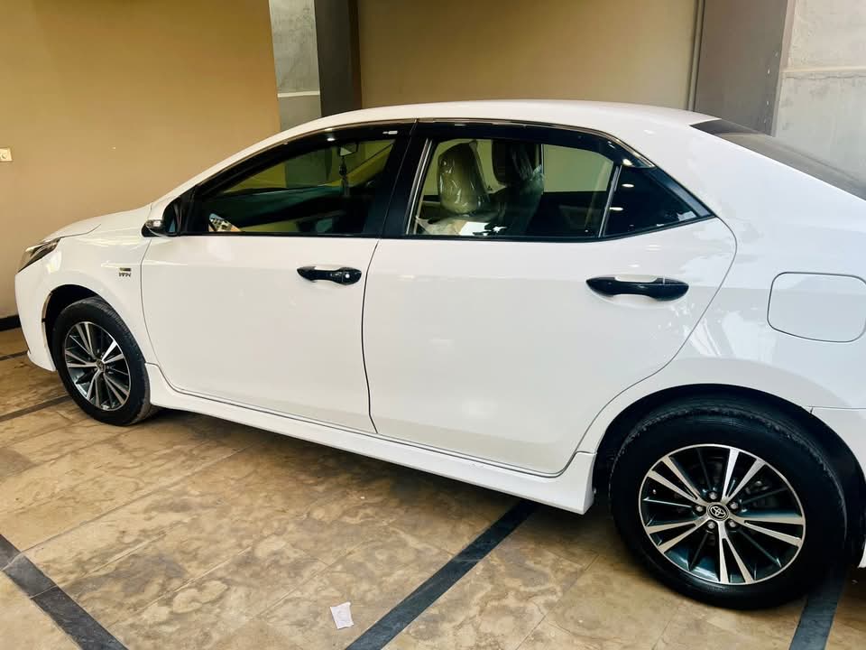 Toyota Altis 2018/19
