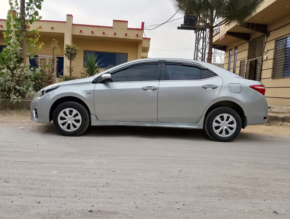 Toyota Gli 2015/16