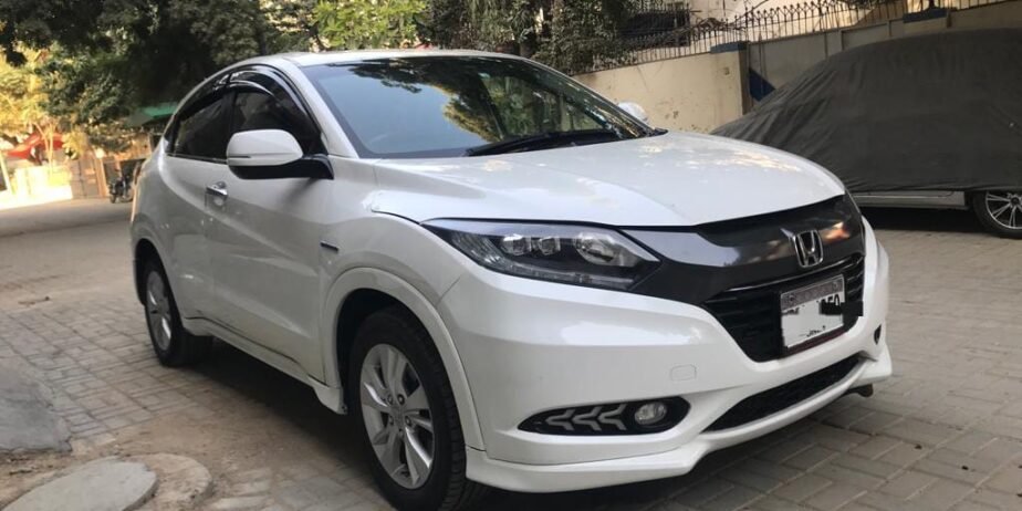 Honda vezel X 2014/19