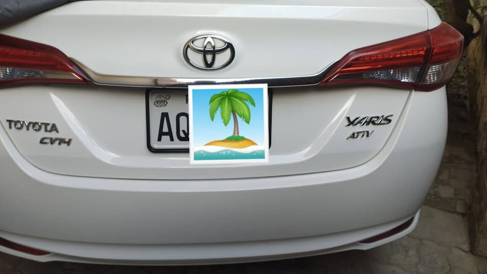 Toyota Yaris 1.3 auto 2023