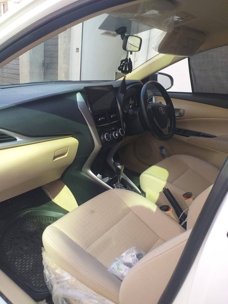 Toyota Yaris 1.3 auto 2023