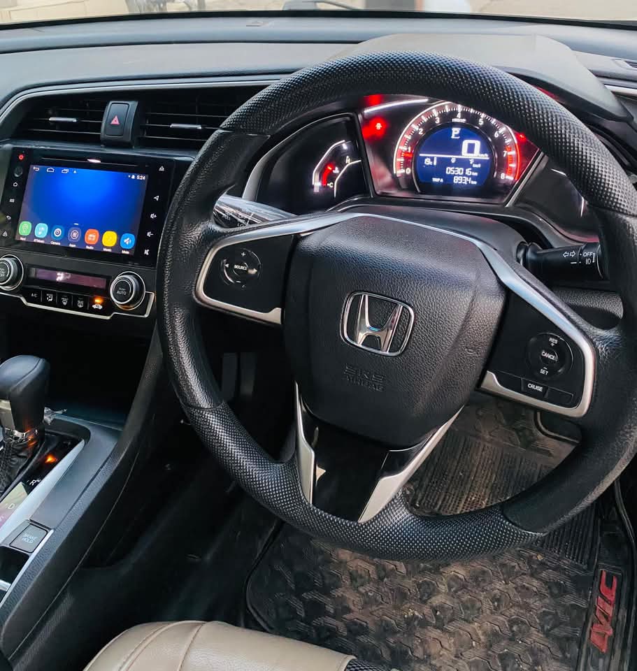 Honda civic X UG 2019