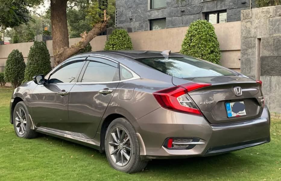 Honda civic X UG 2019