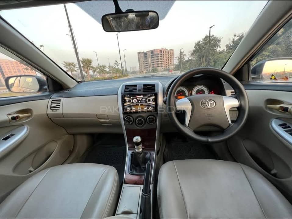 Toyota Altis manual 2013 vip N:804