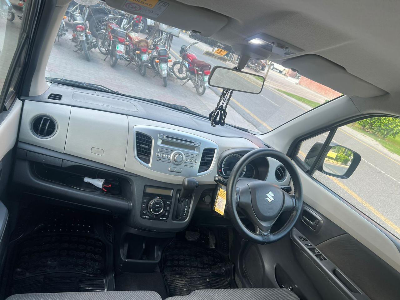 Suzuki WagonR japani 2015/18