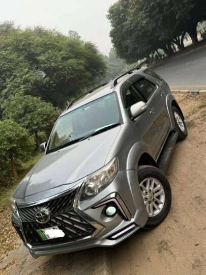 Toyota fortuner 2.7 2013