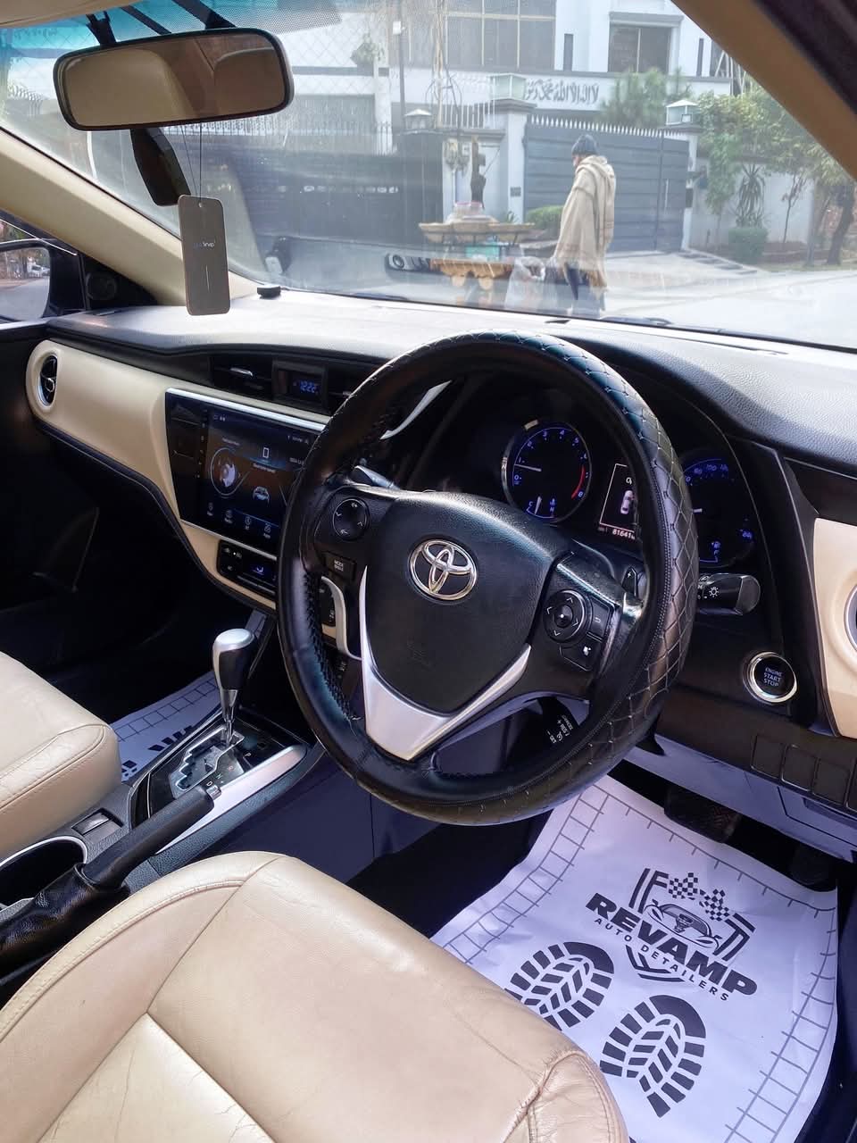 Toyota Grandi 2018