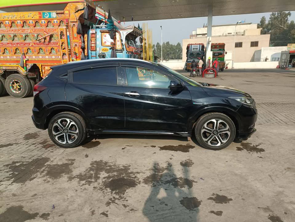 Honda vezel 2014/17