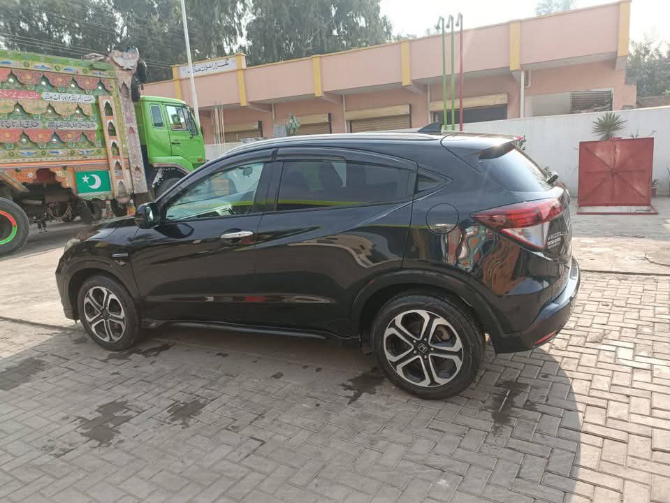 Honda vezel 2014/17