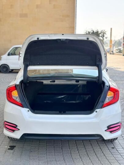 Honda civic UG 2020