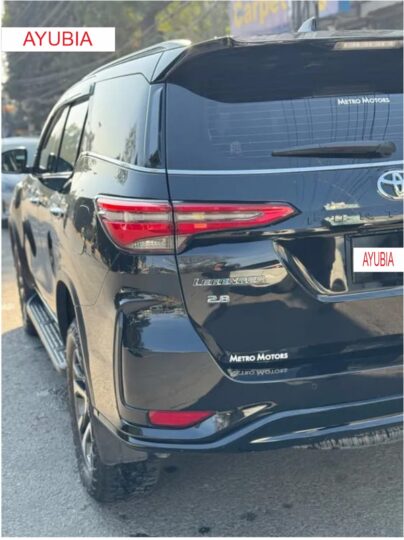 Toyota fortuner Rental