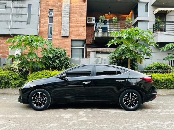 Hyundai Elentra 2.0 2022