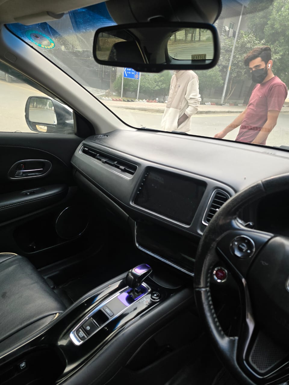 Honda vezel hybrid Z 2014/19