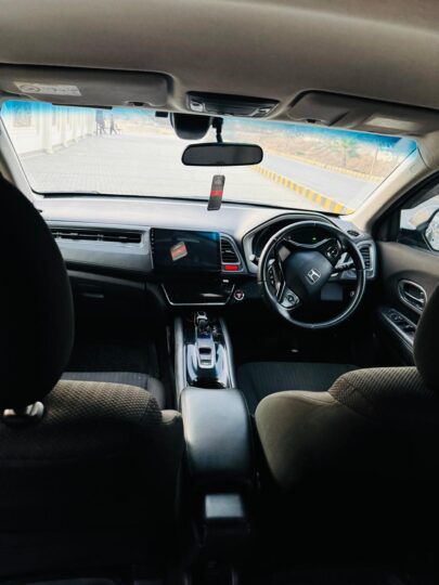 Honda vezel X 2014/18