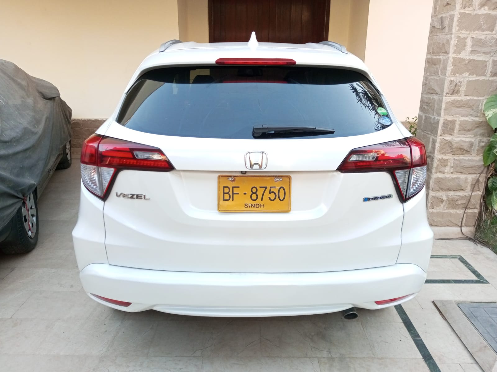 Honda vezel hybrid Z 2015