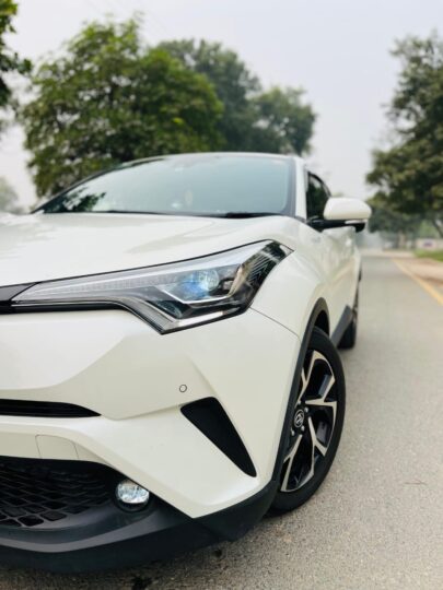 Toyota CHR GLD hybrid 2018/24