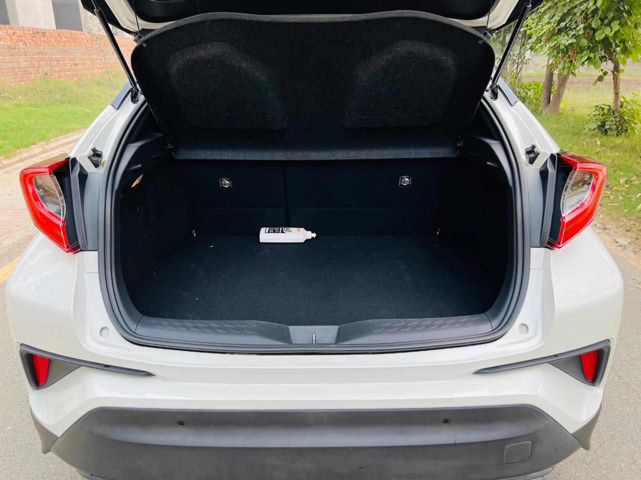 Toyota CHR GLD hybrid 2018/24