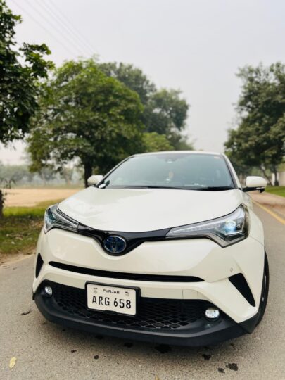 Toyota CHR GLD hybrid 2018/24