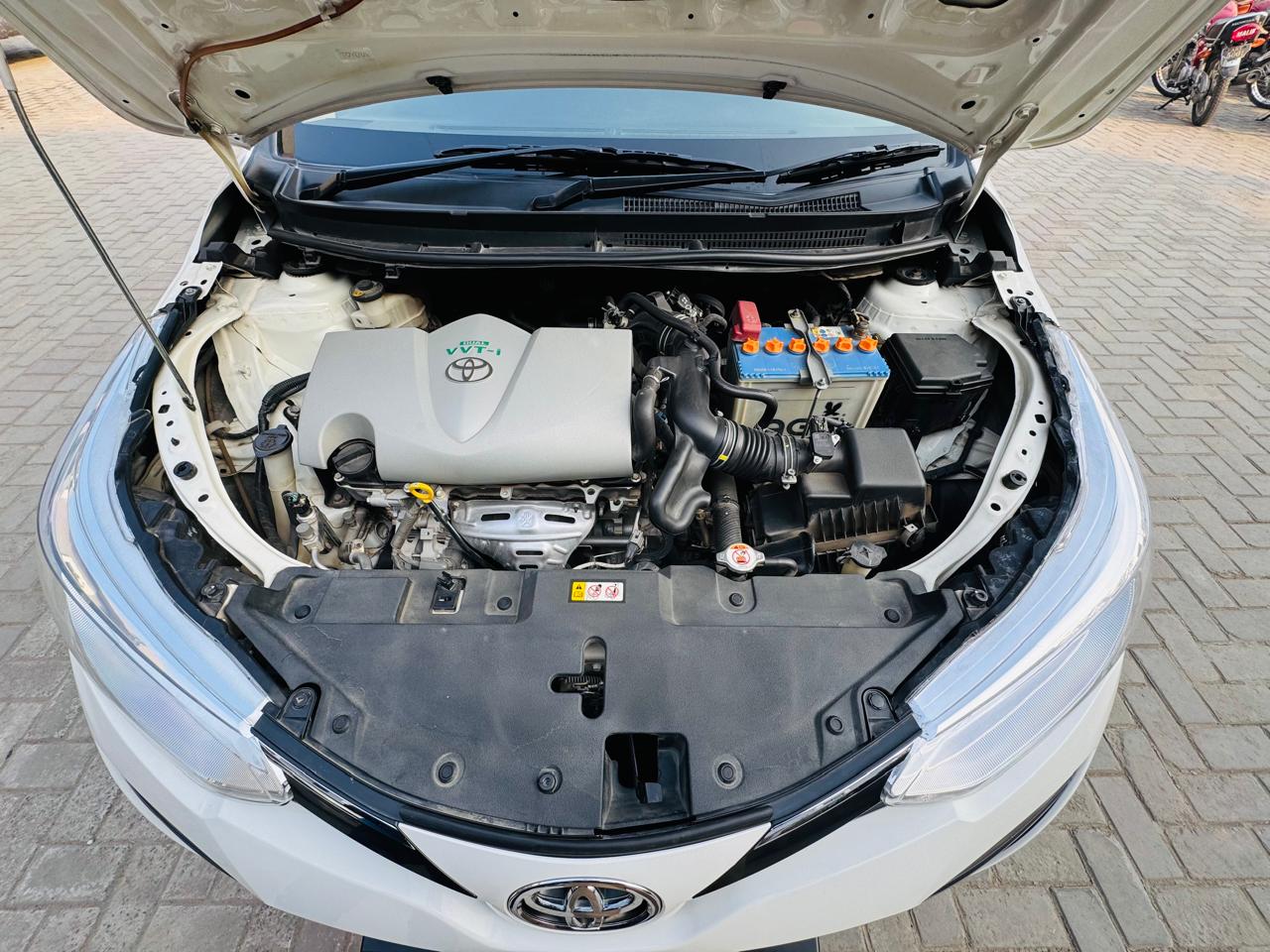 Toyota Yaris auto 1.3 2022