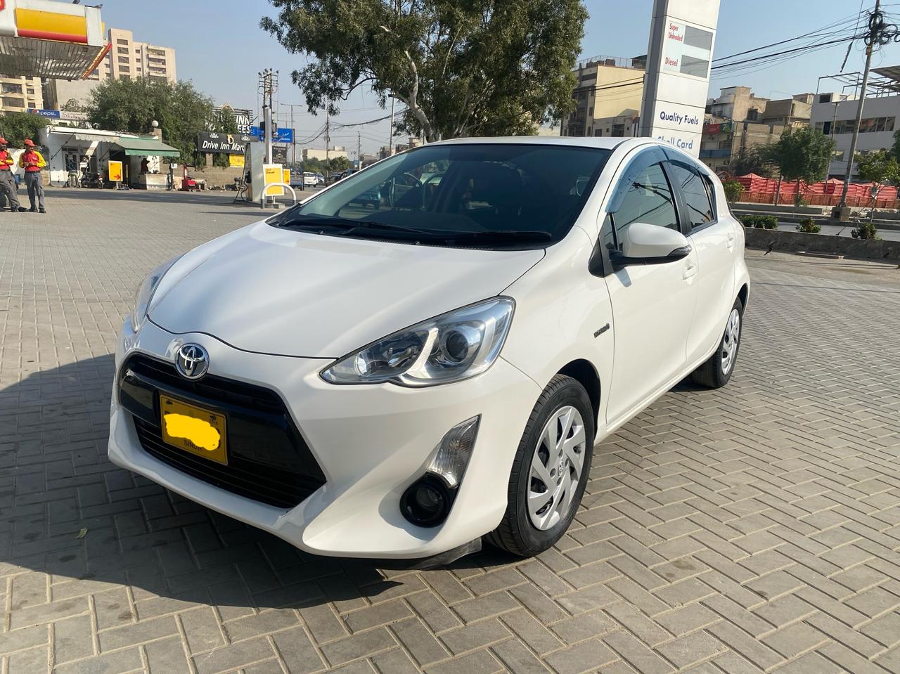 Toyota Aqwa hybrid 2015/18