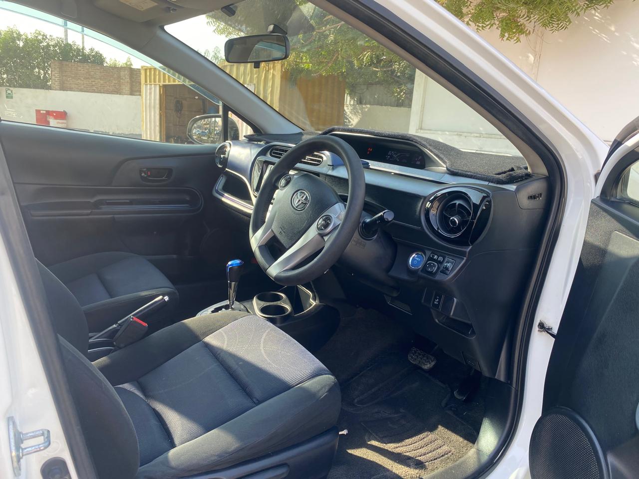 Toyota Aqwa hybrid 2015/18