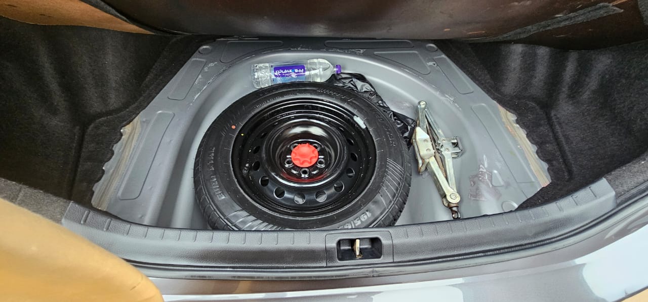 Toyota Gli auto 2019