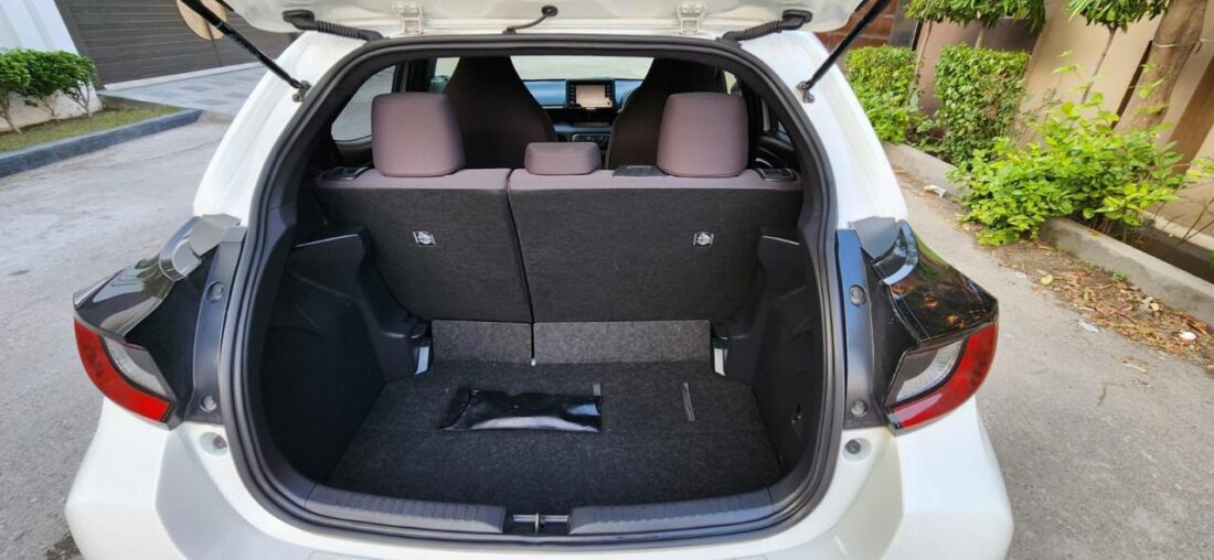 Toyota Yaris Hatchback 2021/24