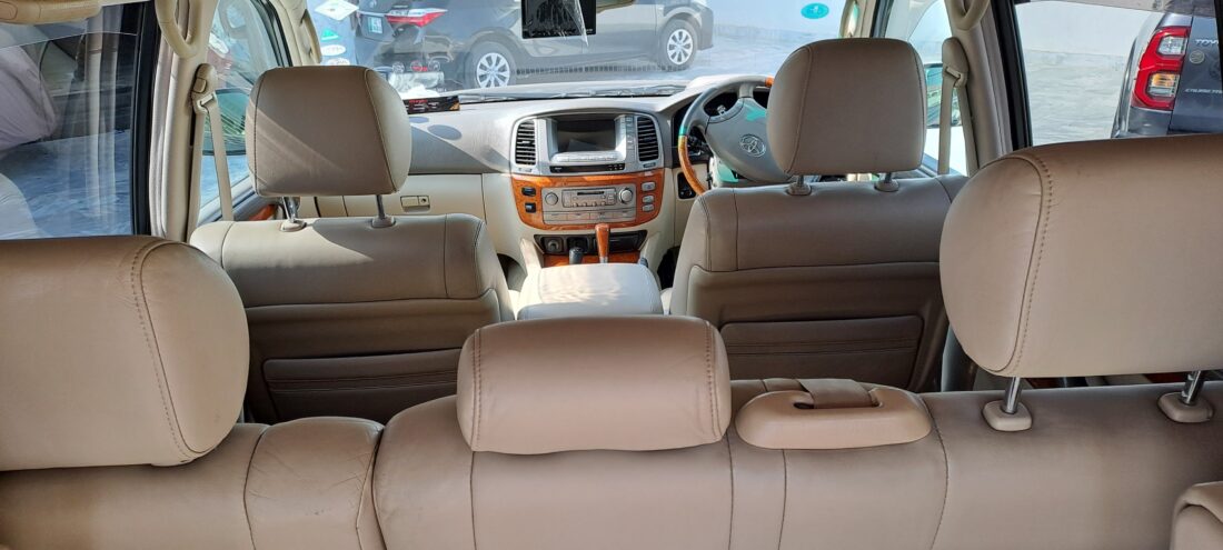Toyota Land cruiser cygnus 2006/11