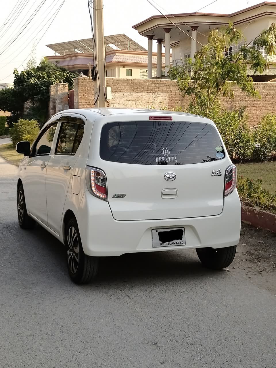 Daihatsu Mira ES 2014/17