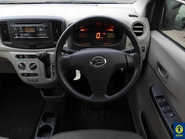 Daihatsu Mira ES 2014/17