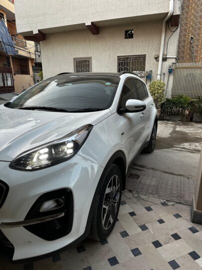 KIA SPORTAGE AWD 2021