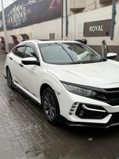 Honda civic ug 2021